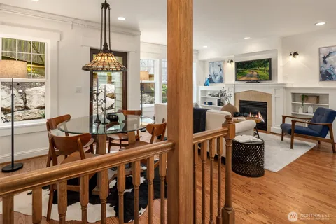 $988,880 | 1406 North 38th Street, Seattle, WA 98103