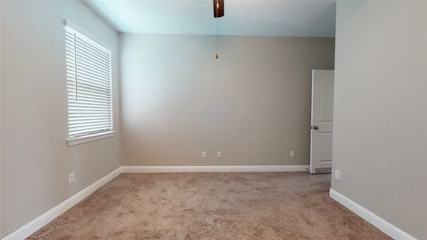 $2,800 | 17351 Grand Canyon Road, Conroe, TX 77302