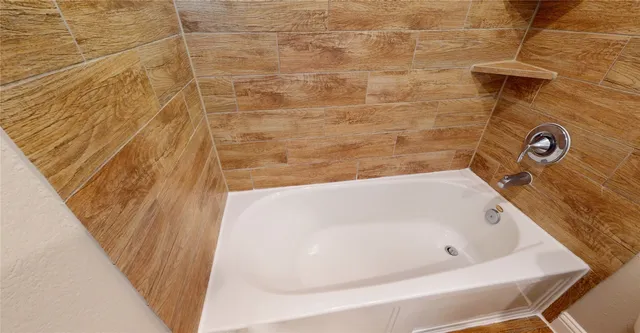 $2,800 | 17351 Grand Canyon Road, Conroe, TX 77302