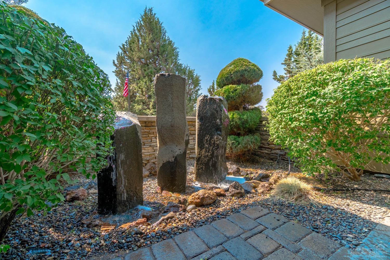 2017 Turnstone Road Redmond, OR 97756 - Photo 9 of 25 Additional Photo
