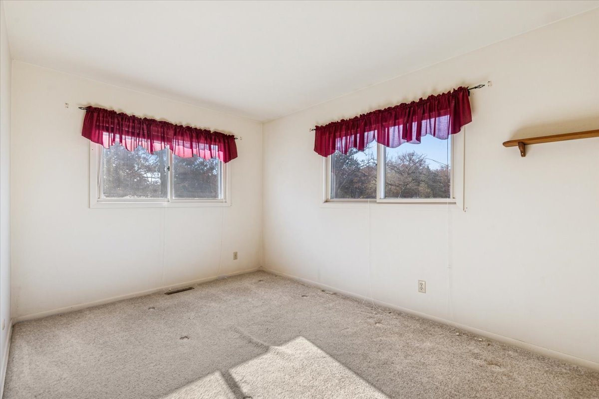 8518 Coral Road Wonder Lake, IL 60097 - Photo 15 of 20