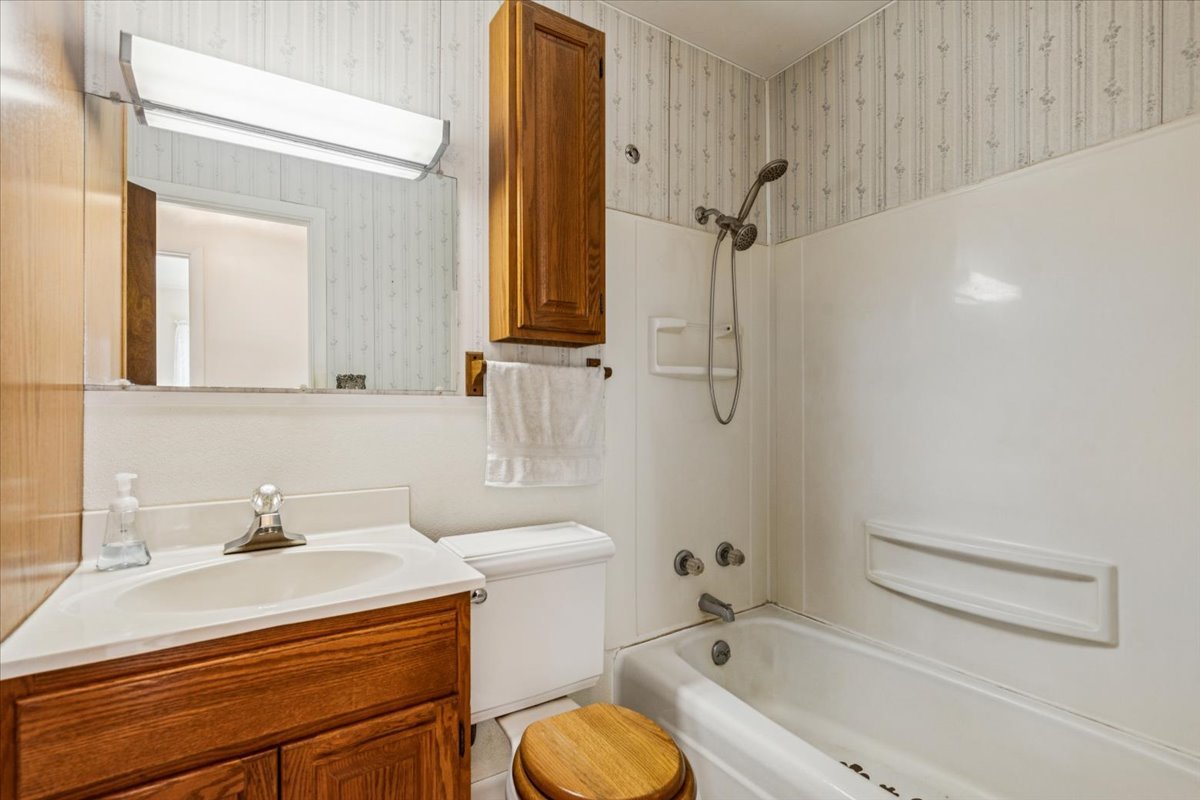 8518 Coral Road Wonder Lake, IL 60097 - Photo 18 of 20