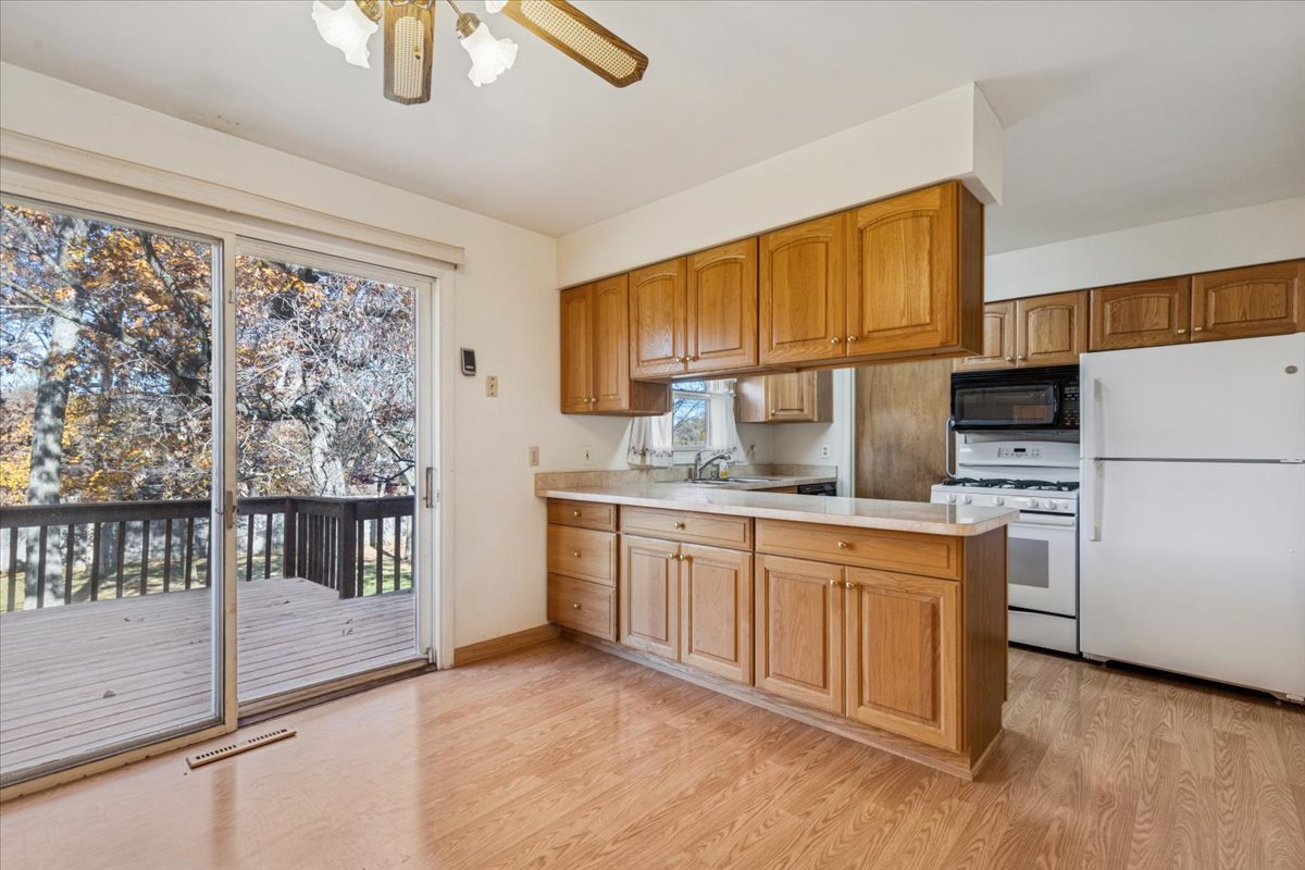 8518 Coral Road Wonder Lake, IL 60097 - Photo 6 of 20