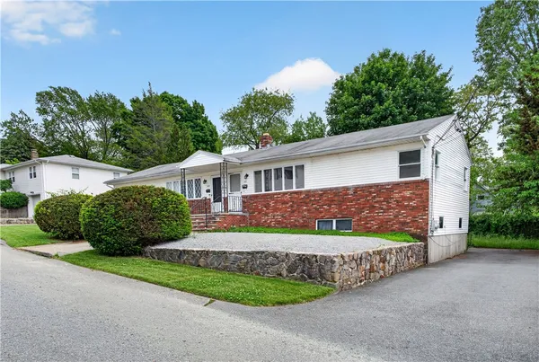 $599,900 | 140 Lawrence Street, Cranston, RI 02920