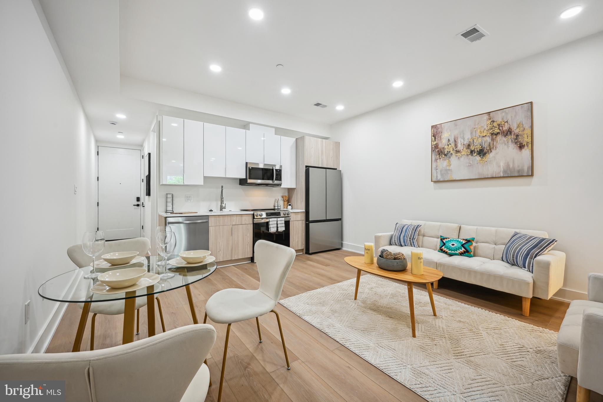 1440 Harvard Street Northwest, Unit 5 Washington, DC 20009 - Photo 7 of 17 Gallery Image 7