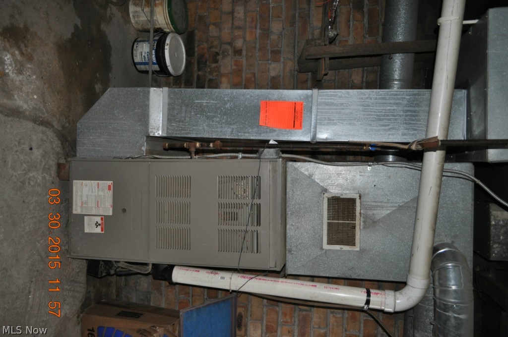 607 Fulton Road Northwest Canton, OH 44703 - Photo 16 of 19