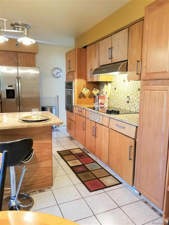 33640 Lyncroft Street Farmington Hills, MI 48331 - Photo 15 of 26