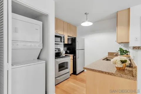 $449,900 | 1970 Columbia Street, Unit 301, San Diego, CA 92101