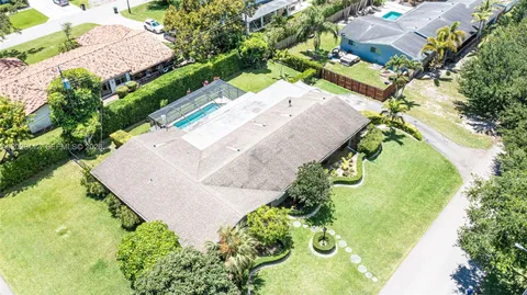 $1,399,000 | 6760 Southwest 62nd Terrace, South Miami, FL 33143