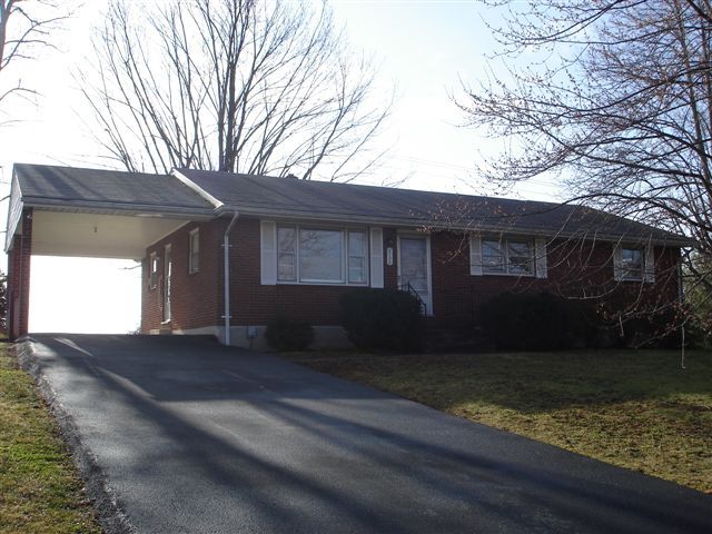 8720 Edwardsville Road Hardy, VA 24101 - Photo 1 of 10 FRONT OF HOUSE