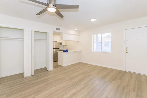 $799 | 4200 Avenue A, Unit 208, Austin, TX 78751