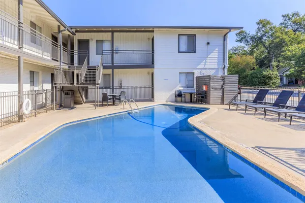 $799 | 4200 Avenue A, Unit 208, Austin, TX 78751
