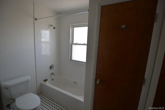 $2,400 | 88-42 240th Street | Bellerose