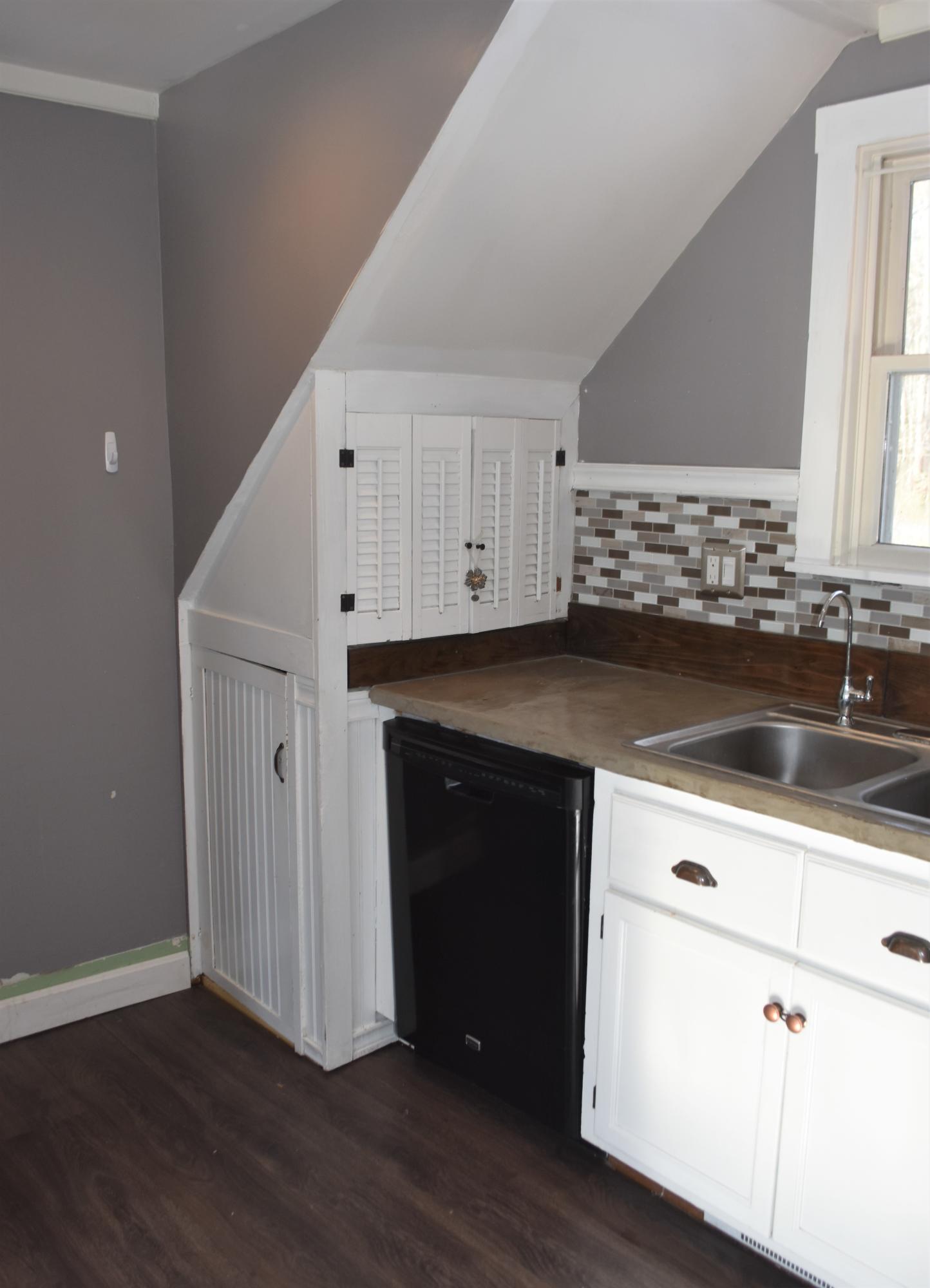 6 Holmes Road Saco, ME 04072 - Photo 10 of 39 DSC_0045