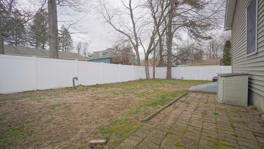 120 Paramount Street Springfield, MA 01104 - Photo 37 of 41 Gallery Image 37