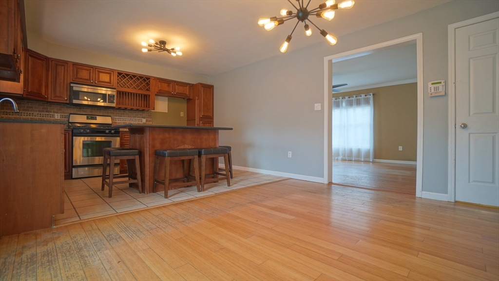120 Paramount Street Springfield, MA 01104 - Photo 8 of 41 Gallery Image 8