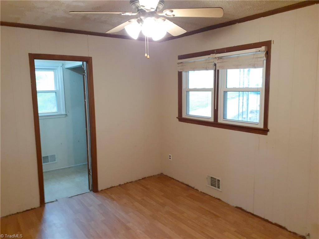 1601 Macedonia Church Road Ronda, NC 28670 - Photo 16 of 20 Gallery Image 16