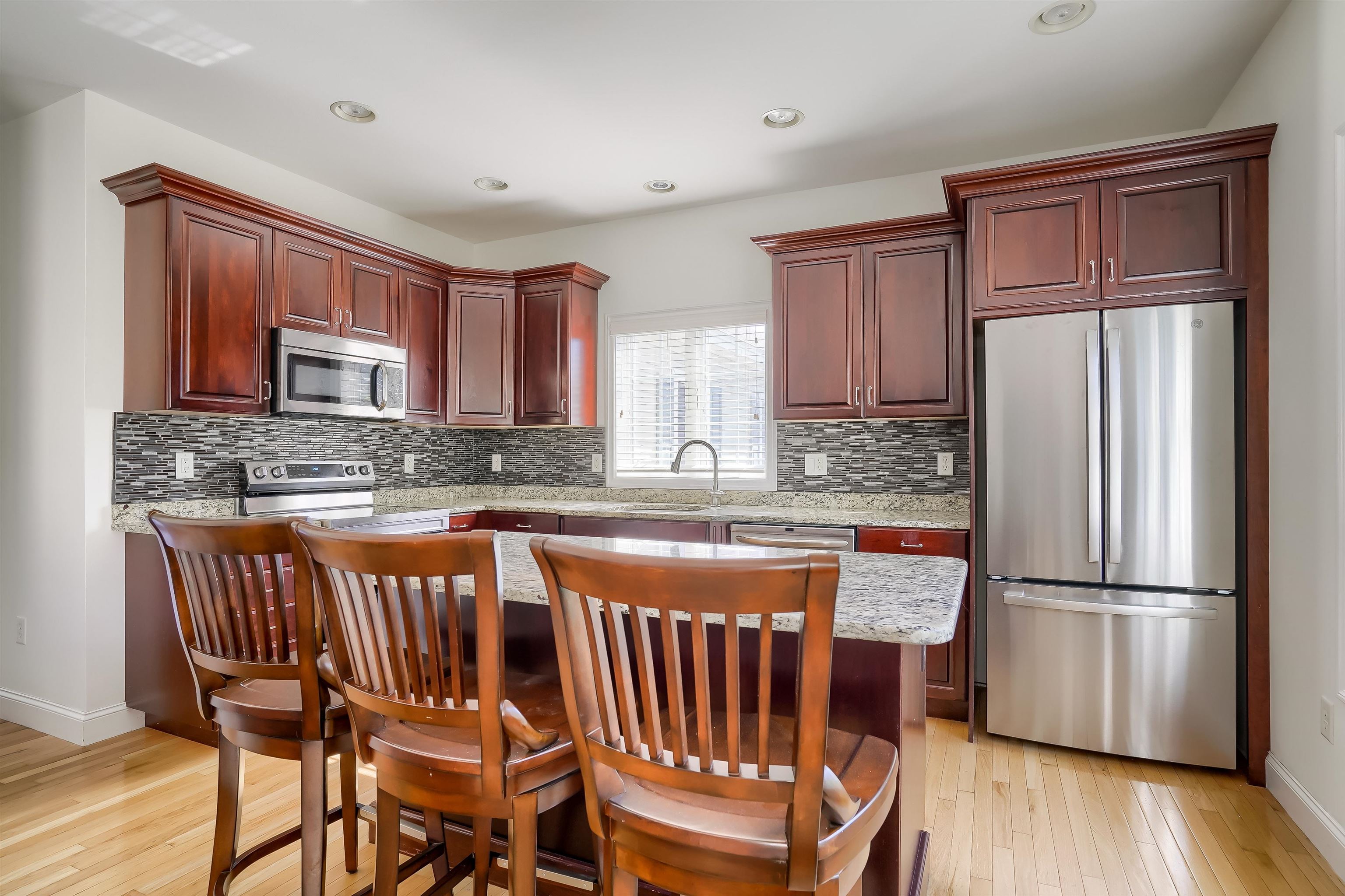 106 Mountain Village Road Windham, NH 03087 - Photo 3 of 26 Gallery Image 3