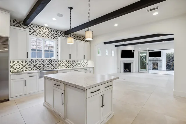 $20,000 | 3214 Westheimer Road, Houston, TX 77098