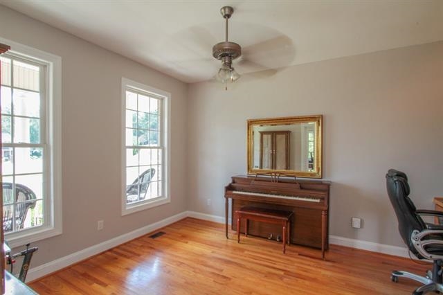 1004 McBane Court Anderson, SC 29621 - Photo 10 of 31 Gallery Image 10