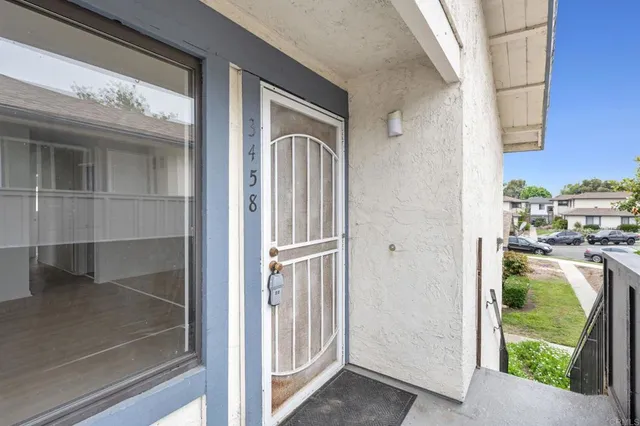 $465,000 | 3458 Los Mochis Way, Oceanside, CA 92056