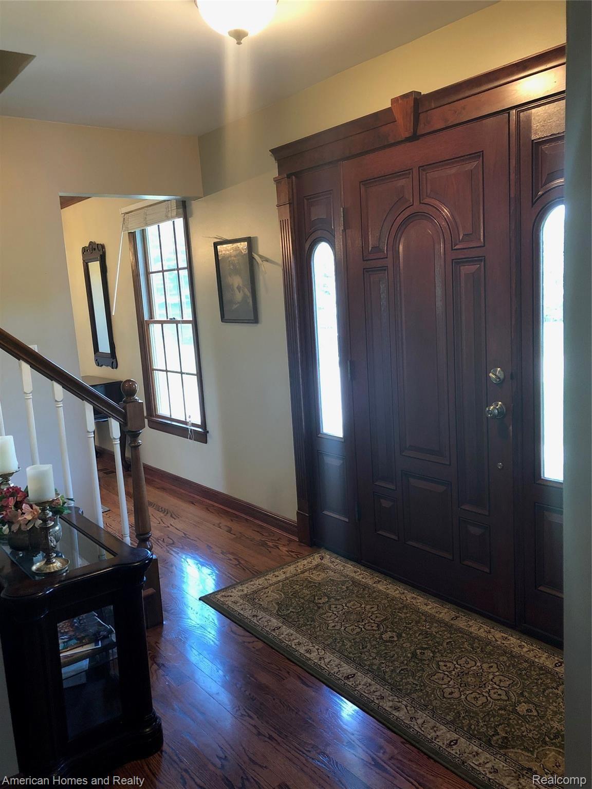 3073 Bolton Road Lapeer, MI 48446 - Photo 30 of 42 Spacious entryway