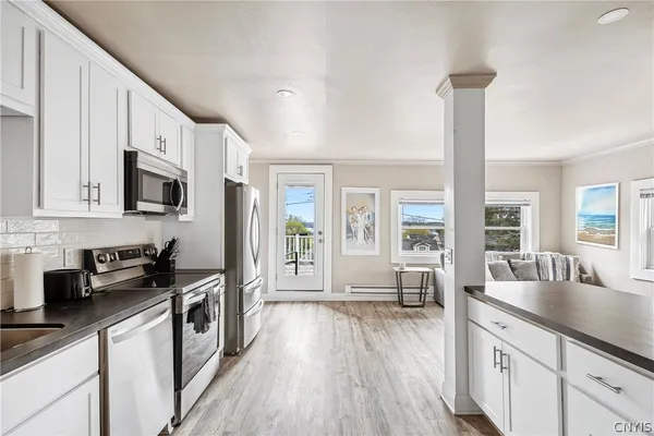 $2,700 | 40 Lakeview Circle, Unit 1, Skaneateles, NY 13152