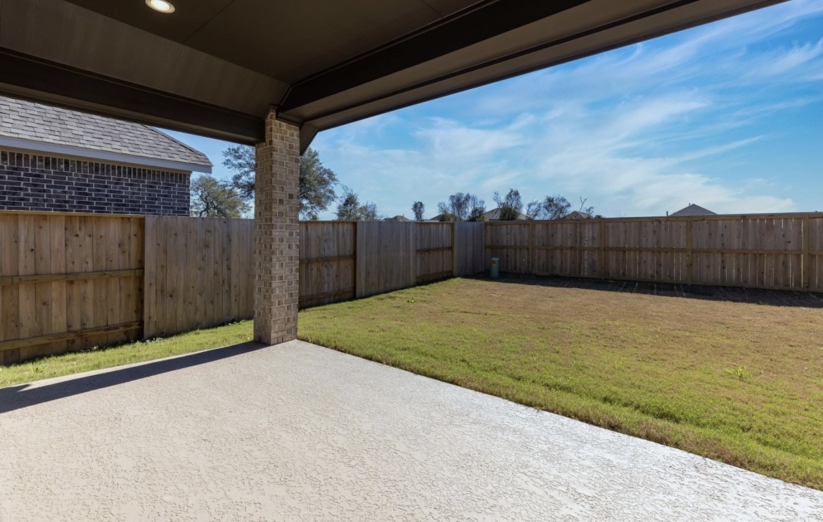 5034 Morrison Drive Manvel, TX 77578 - Photo 29 of 36 Covered back patio.