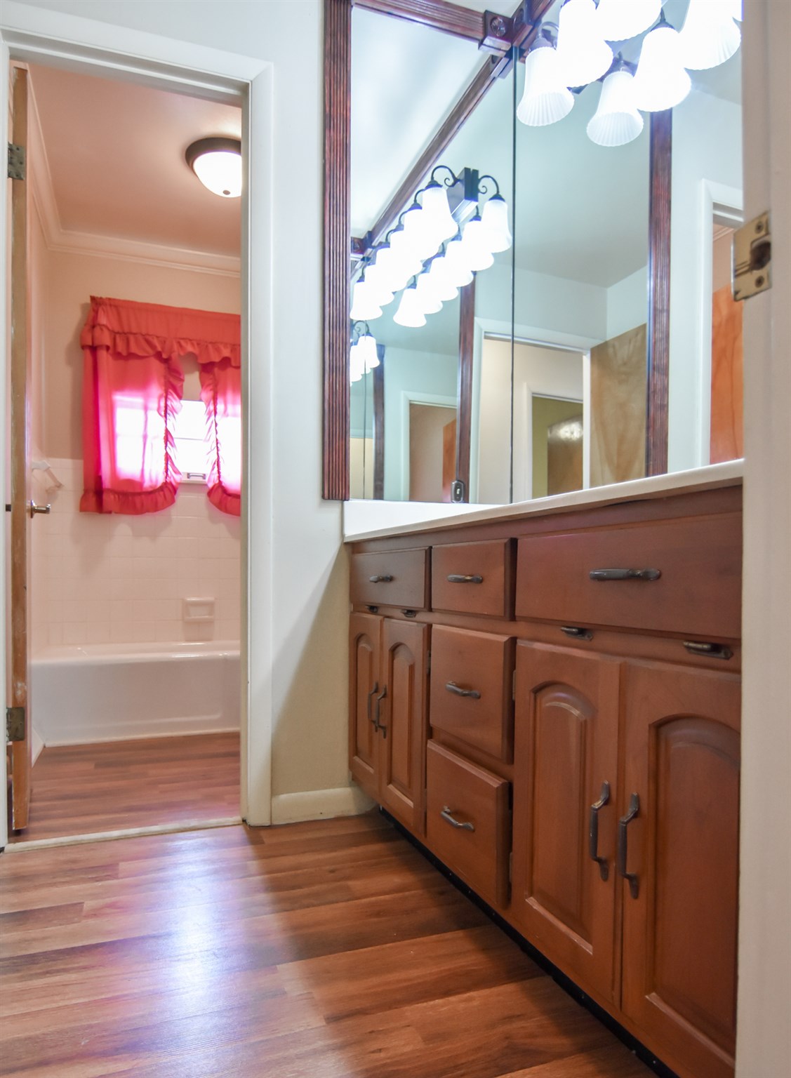 5700 Winston Road Evansville, IN 47710 - Photo 11 of 24 Gallery Image 11