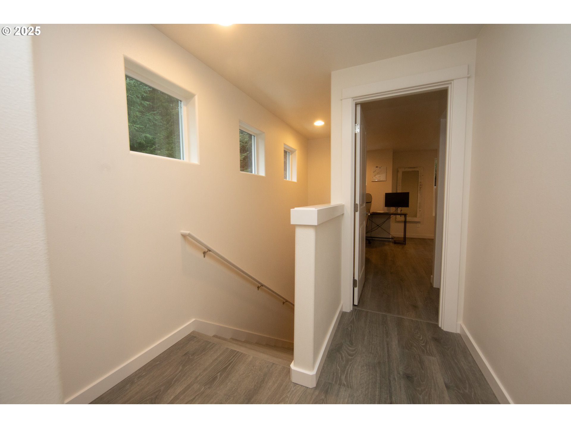 83606 Clear Lake Road Florence, OR 97439 - Photo 18 of 48