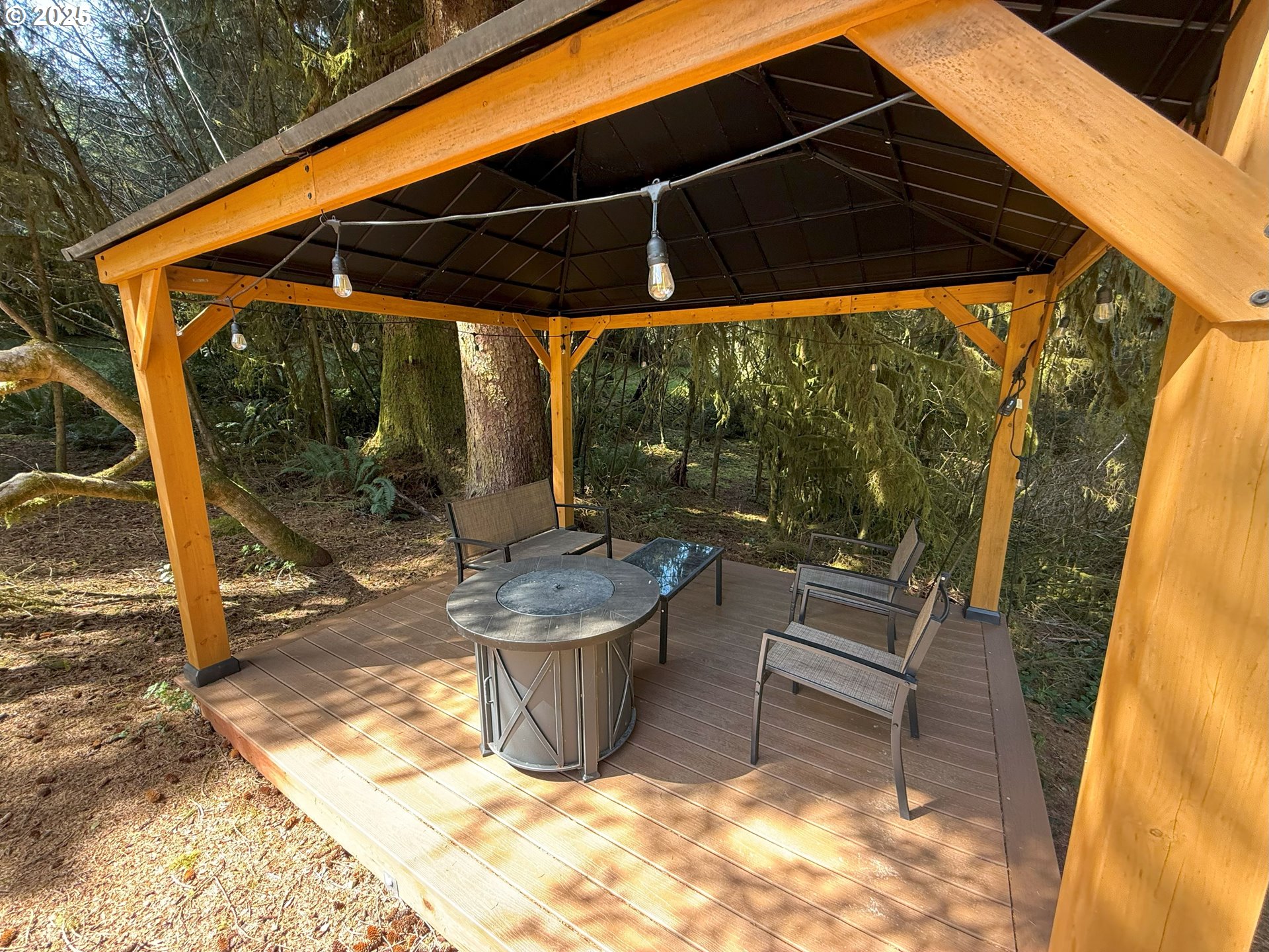 83606 Clear Lake Road Florence, OR 97439 - Photo 40 of 48 Gazebo