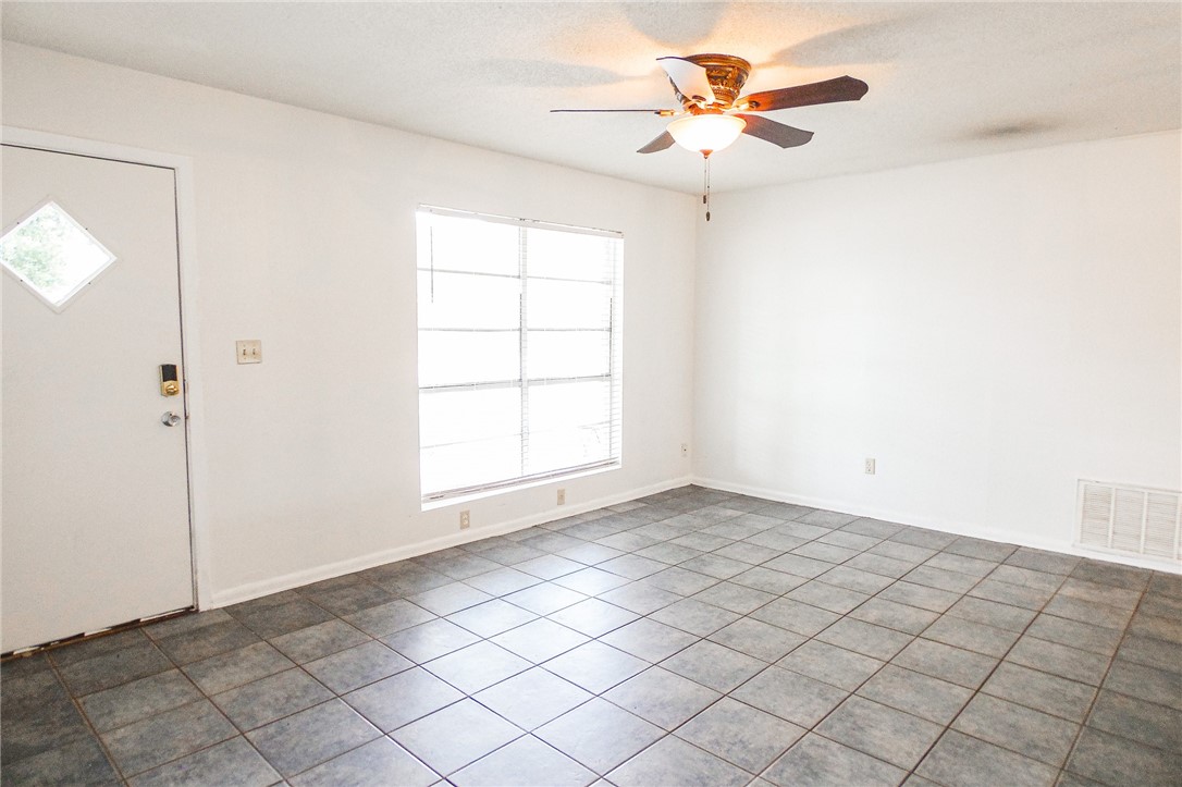 1604 Cadillac Drive Three Rivers, TX 78071 - Photo 9 of 22 Gallery Image 9