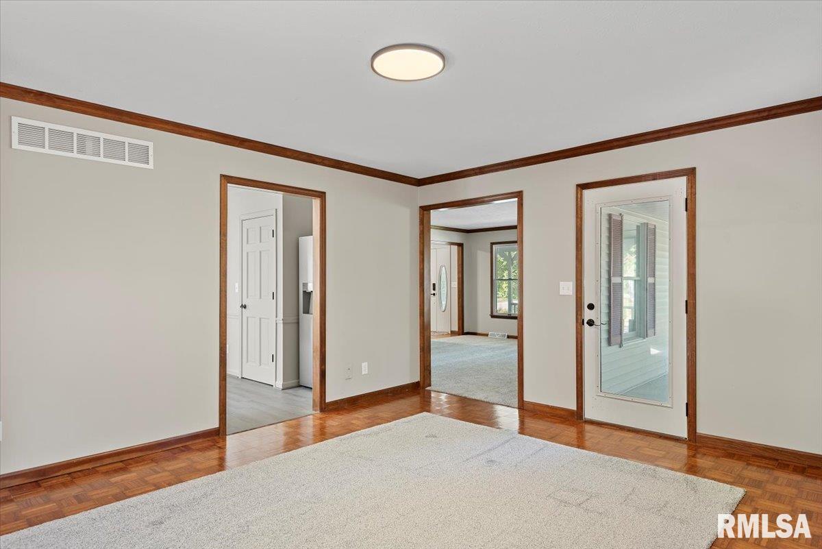 700 Country Meadows Drive Springfield, IL 62702 - Photo 12 of 53