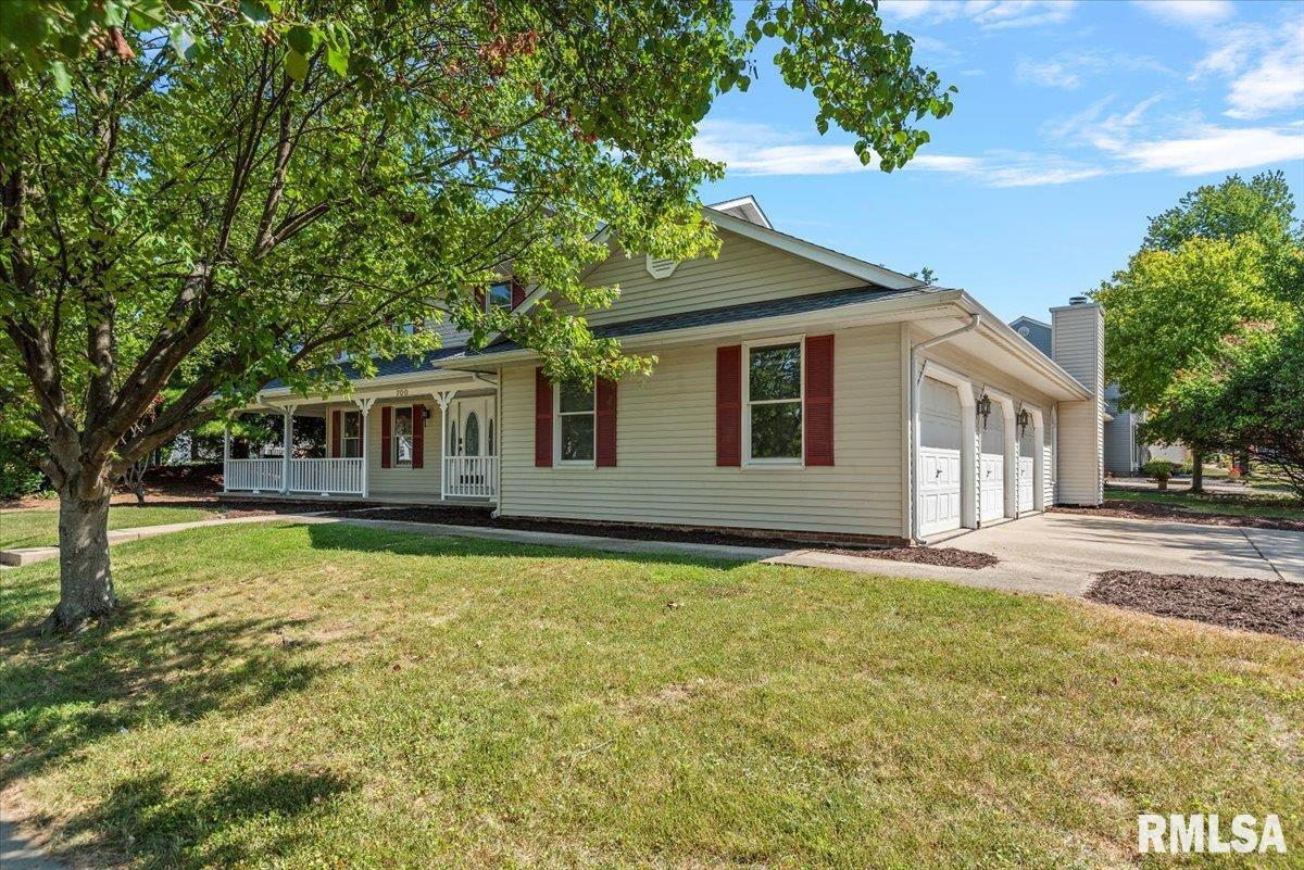 700 Country Meadows Drive Springfield, IL 62702 - Photo 3 of 53