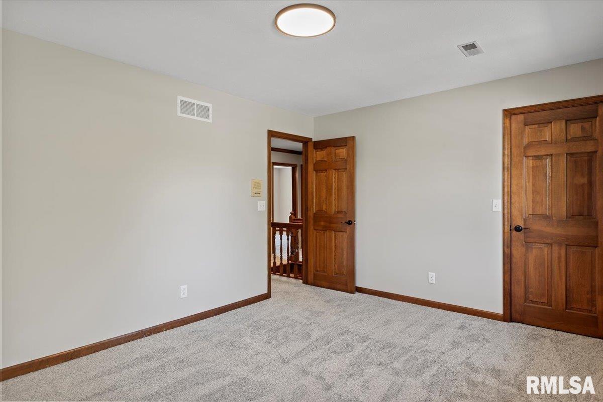 700 Country Meadows Drive Springfield, IL 62702 - Photo 34 of 53