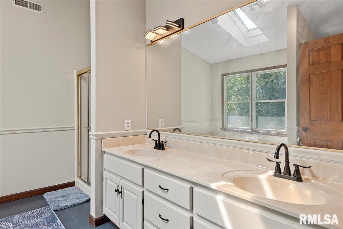 700 Country Meadows Drive Springfield, IL 62702 - Photo 38 of 53