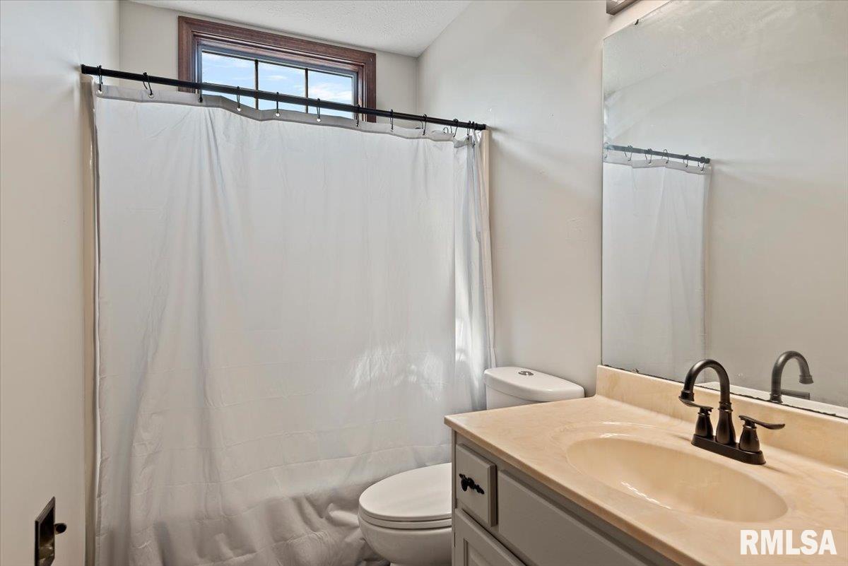700 Country Meadows Drive Springfield, IL 62702 - Photo 43 of 53