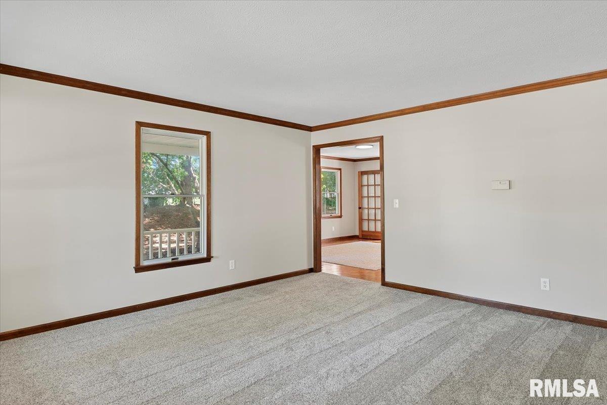 700 Country Meadows Drive Springfield, IL 62702 - Photo 8 of 53