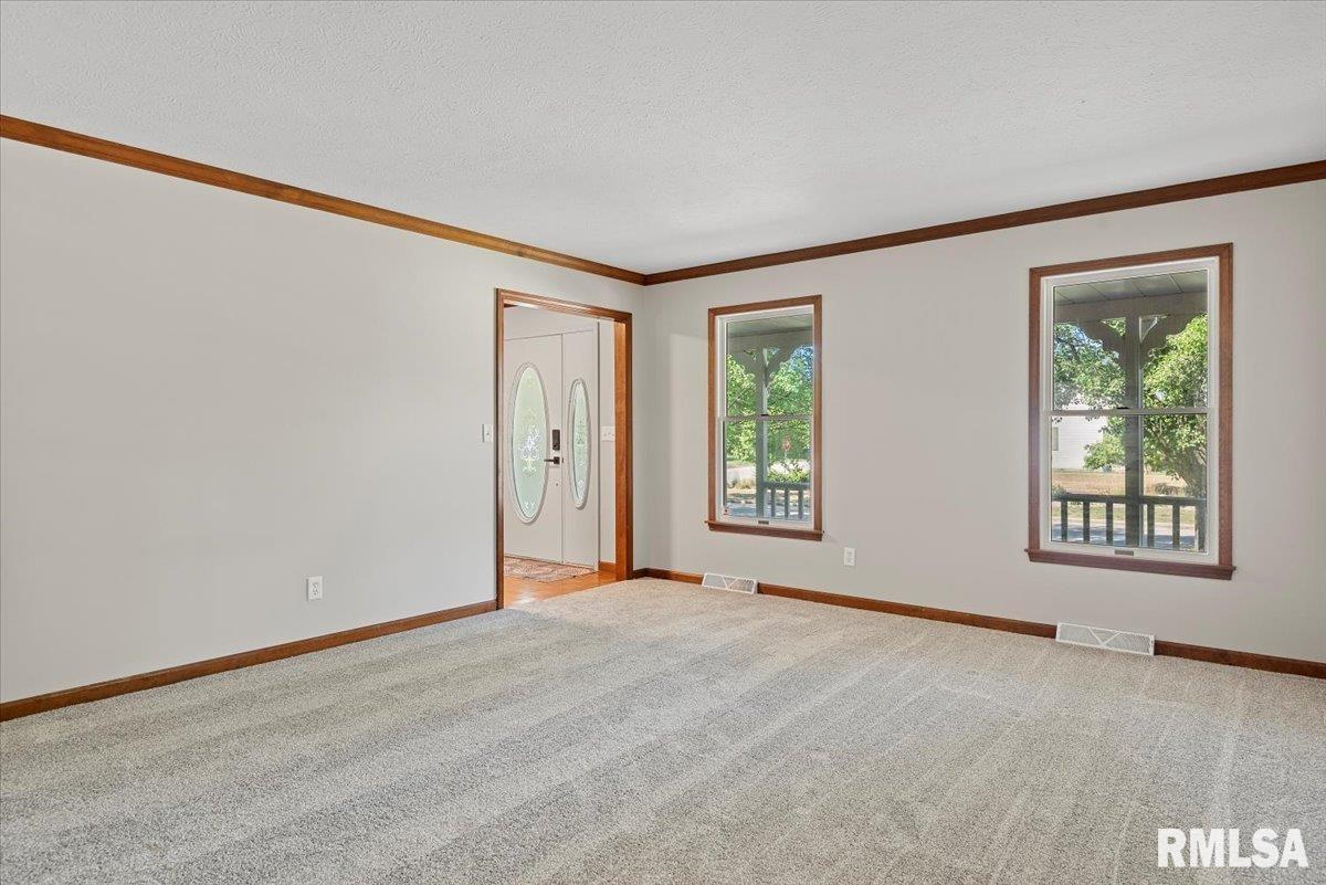 700 Country Meadows Drive Springfield, IL 62702 - Photo 9 of 53