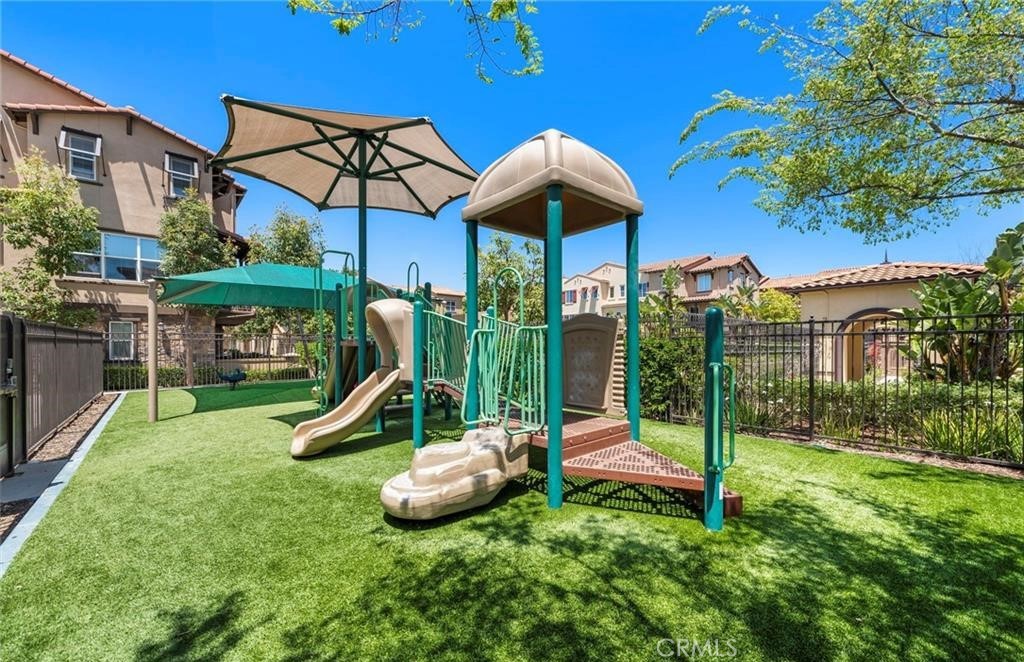 108 Aliso Ridge Loop Mission Viejo, CA 92691 - Photo 3 of 6