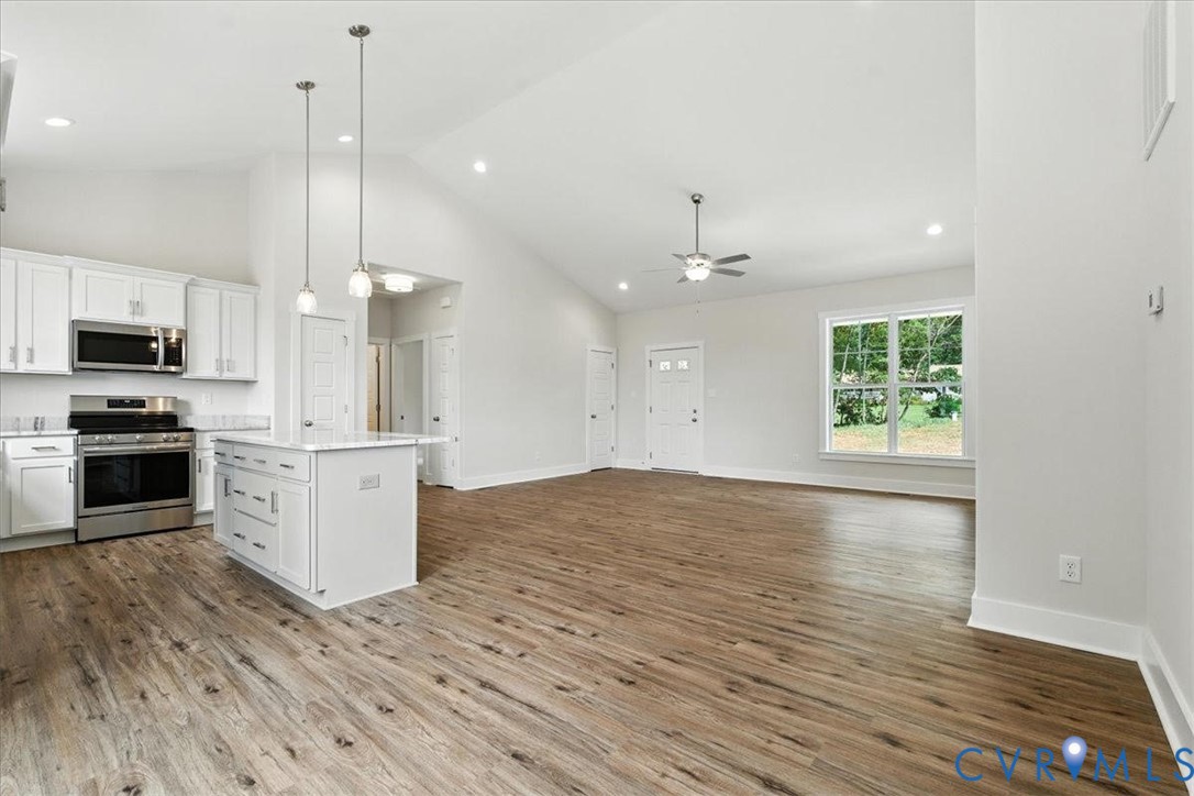 3898 Horseshoe Road Appomattox, VA 24522 - Photo 11 of 32