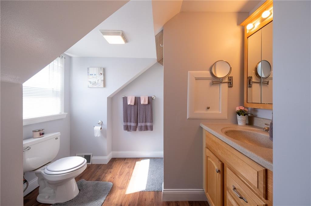 1512 Greentree Road Pittsburgh, PA 15220 - Photo 22 of 25 Gallery Image 22