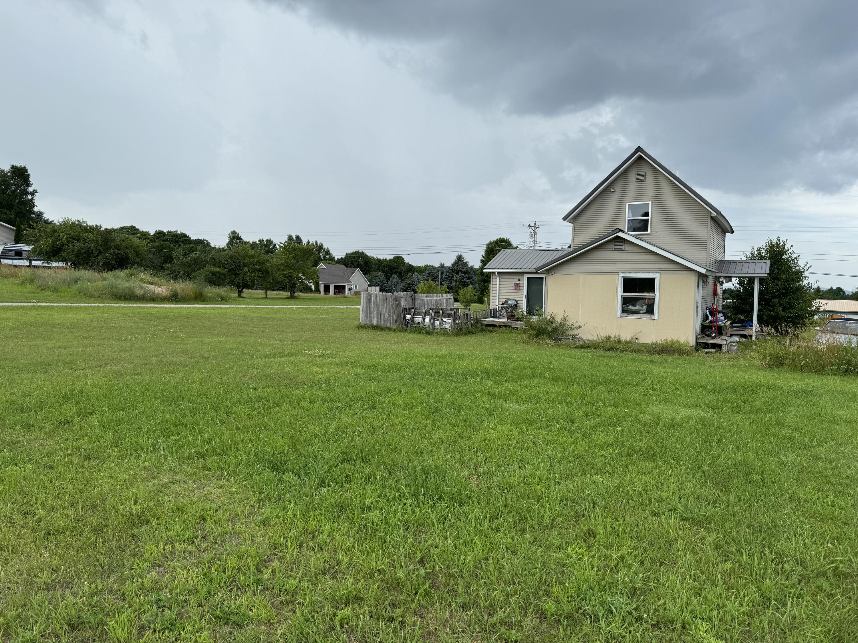 763 Intertown Road Petoskey, MI 49770 - Photo 5 of 8 IMG_4595