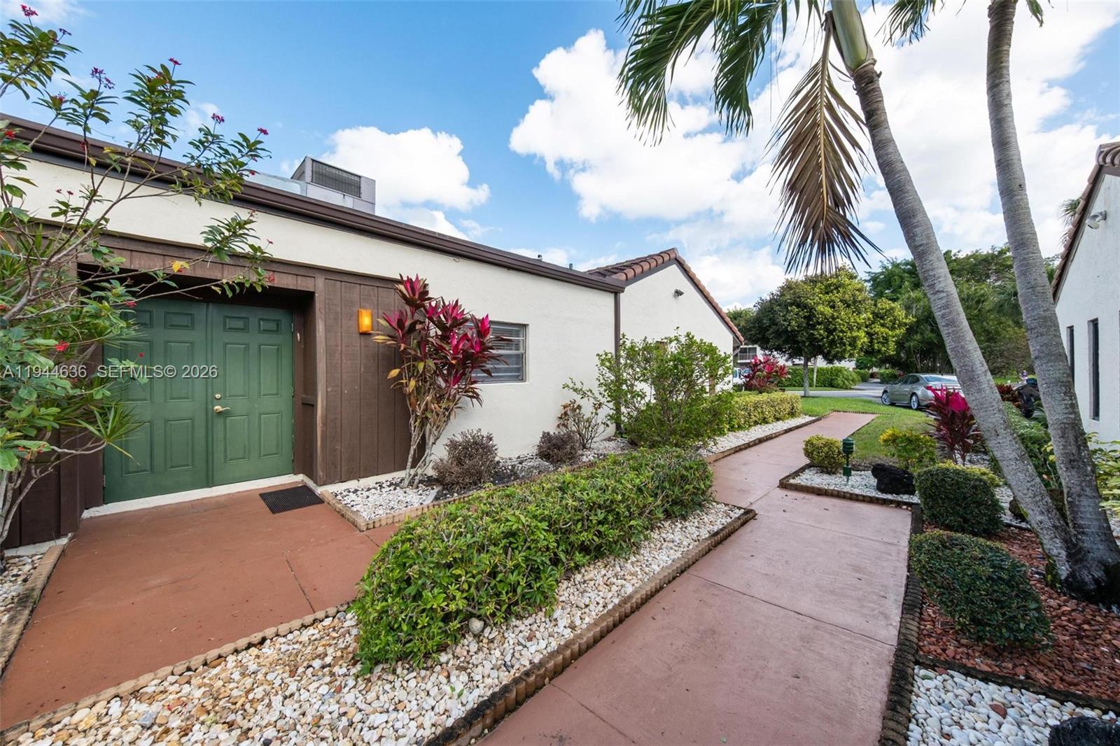 21877 Arriba Real Boca Raton, FL 33433 - Photo 2 of 42