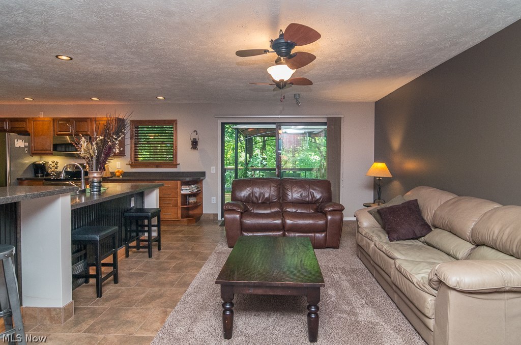 12193 Windcliff Road Strongsville, OH 44136 - Photo 2 of 25 Gallery Image 2