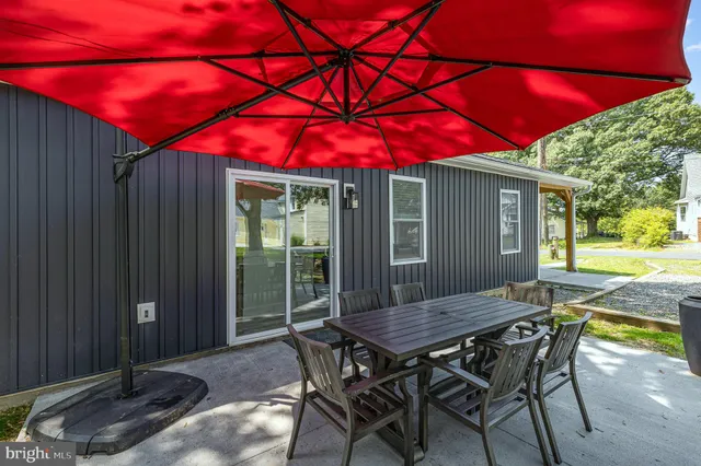 $2,000 | 530 Monroe Bay Avenue, Colonial Beach, VA 22443