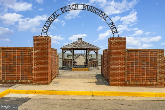 $2,000 | 530 Monroe Bay Avenue, Colonial Beach, VA 22443