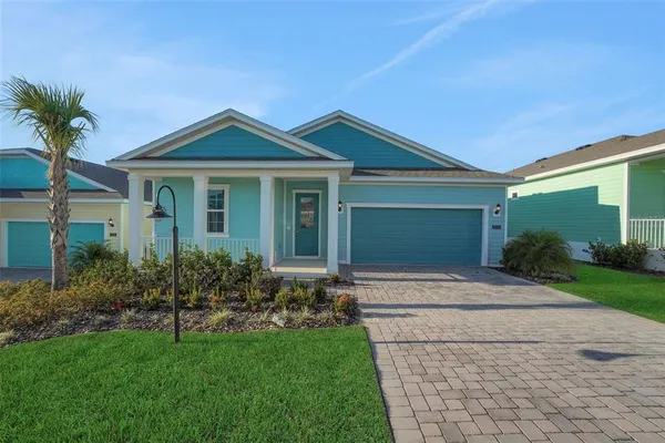 $366,984 | 1038 Fiesta Key Circle, Lady Lake, FL 32159