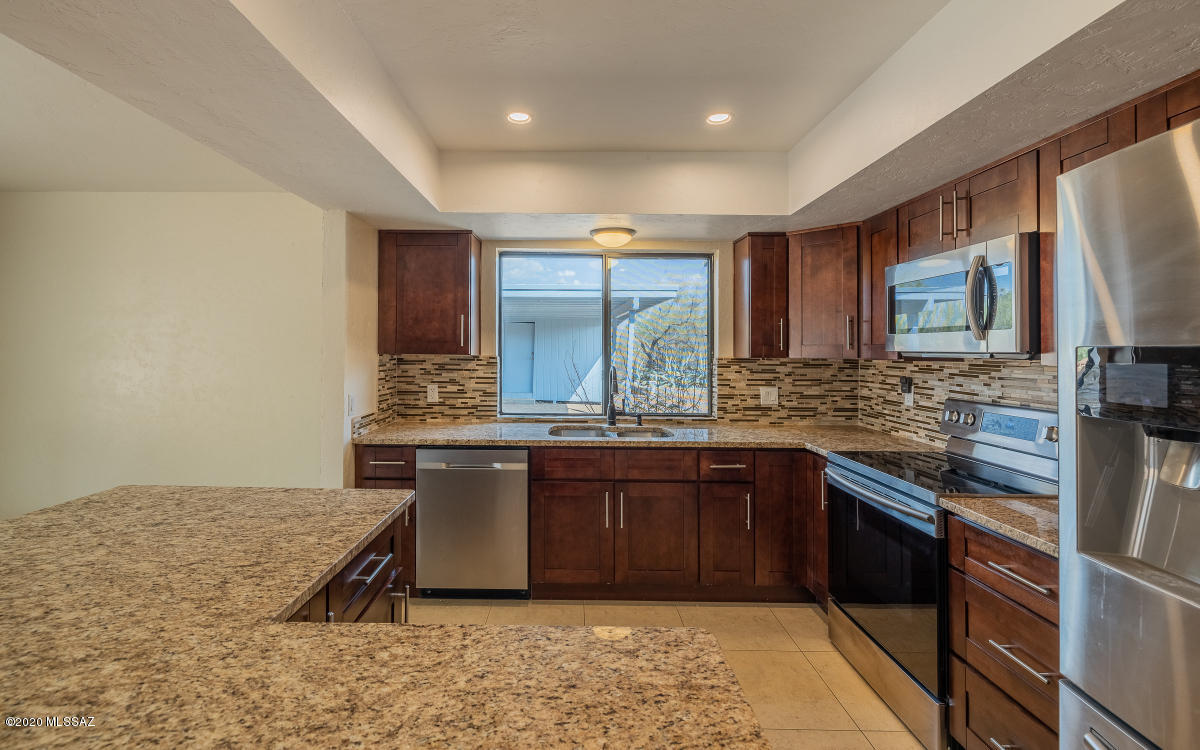 10911 East Limberlost Road Tucson, AZ 85749 - Photo 11 of 44 Gallery Image 11