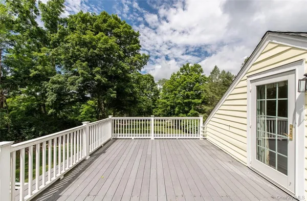 $800,000 | 247 North Mabbettsville Road, Millbrook, NY 12545